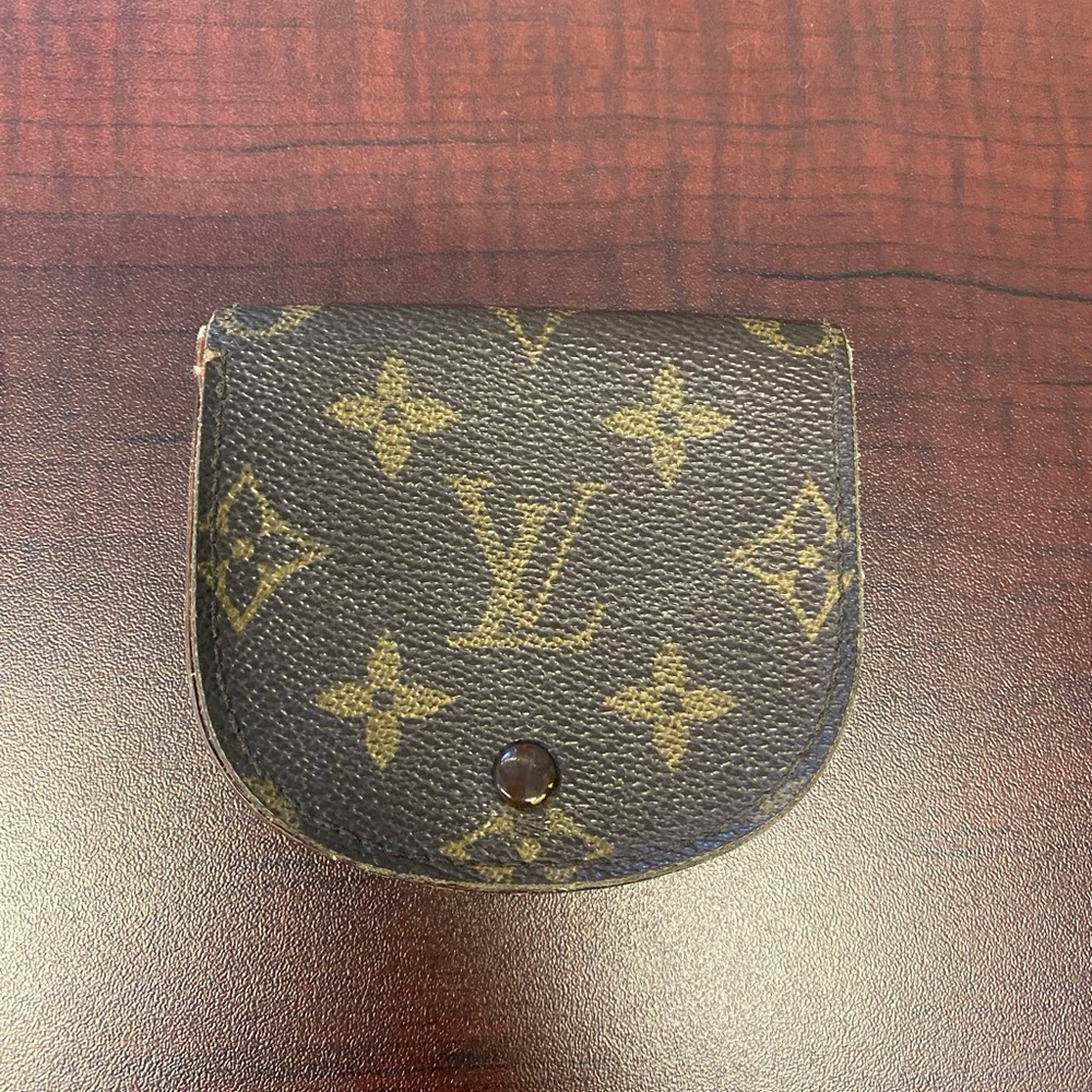 Louis Vuitton Leather Change Pouch with Botton Snap
